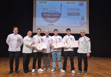 İZZET BAYSAL ABANT TURİZM MTAL YARIŞMADAN MADALYALARLA DÖNDÜ İZZET BAYSAL ABANT TURİZM MTAL YARIŞMADAN MADALYALARLA DÖNDÜ