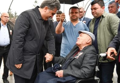 İzzet Baysal Şükran Günleri’nde Vefa Ve Sanat Buluştu