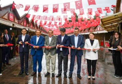 Bolu Kitap Fuarı ve Kültür Sanat Festivali Açıldı