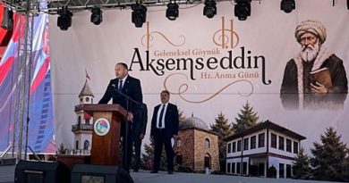 Akşemseddin Hazretleri Anma Günü’nde İsmail Akgül’den birlik ve hizmet vurgusu