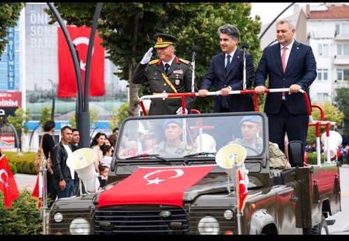 Bolu’da, 30 Ağustos Zafer Bayramımız Büyük Bir Coşkuyla Kutlandı