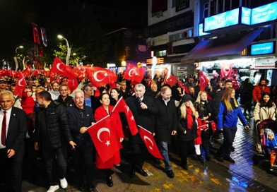 Bolu’da Cumhuriyet Bayramı Fener Alayı Yürüyüşü